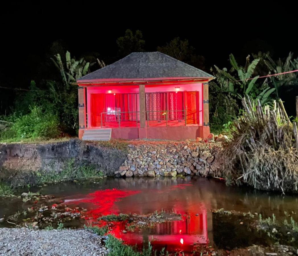 Bamboo River Resorts Wli Afegame Exteriér fotografie