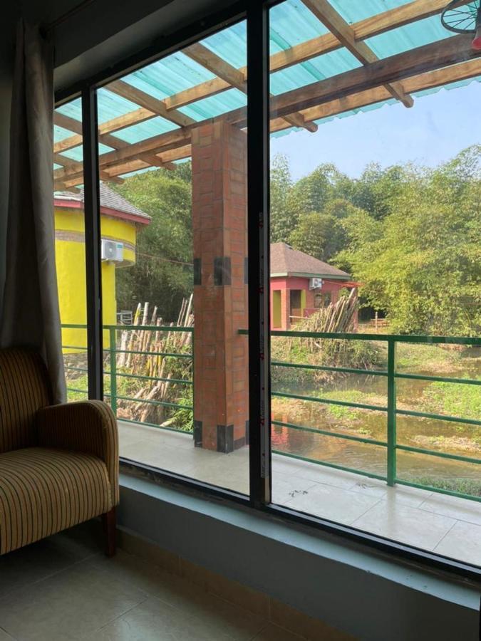 Bamboo River Resorts Wli Afegame Exteriér fotografie