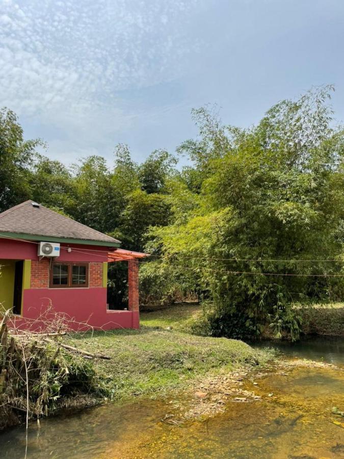 Bamboo River Resorts Wli Afegame Exteriér fotografie