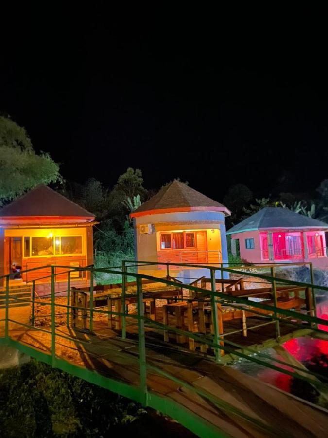 Bamboo River Resorts Wli Afegame Exteriér fotografie